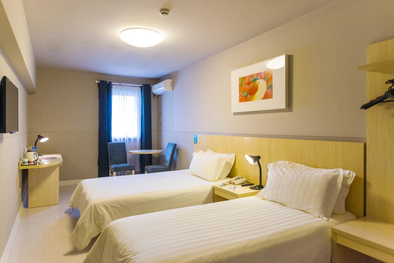 Jingjiang Inn Shanghai Baoyang Pier Bagian luar foto